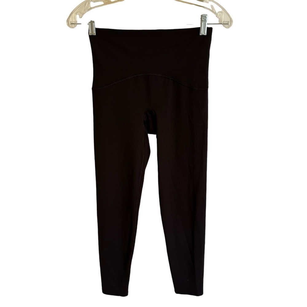Spanx size Small Solid Black Seamless Cropped Leggings No Center Seam